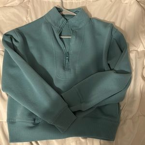 Size small half zip crewneck